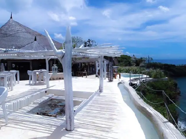 Gambar Makanan The View - Lo Joya Biu Biu Resort & Spa 2
