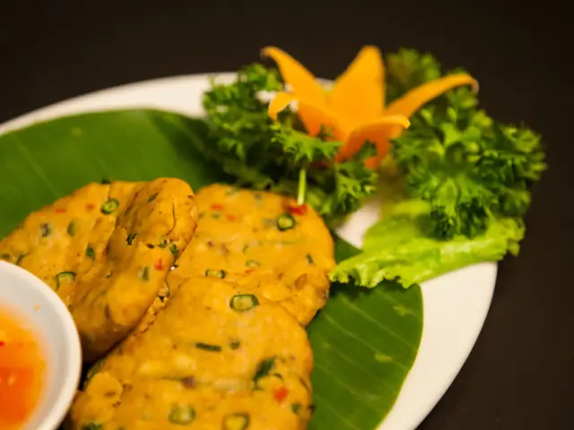 Gambar Makanan Sip Ha Thai BBQ & Bistro 9