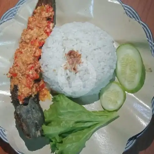 Gambar Makanan Warung Makan Pivot, Bekasi Selatan 6