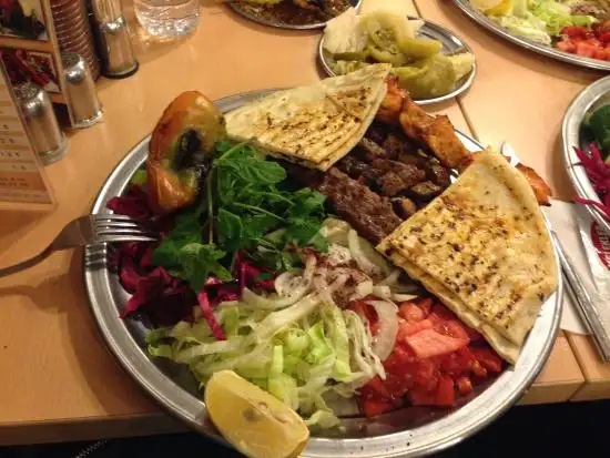 Zeynep Sultan'nin yemek ve ambiyans fotoğrafları 5