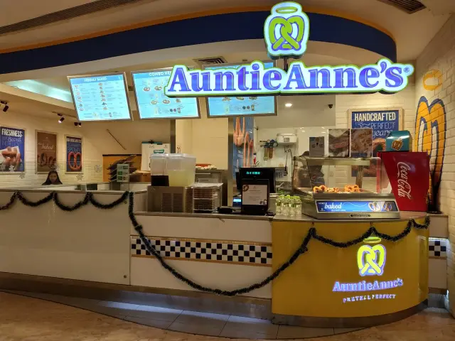 Gambar Makanan Auntie Anne's 12