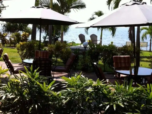 Gambar Makanan Dolphin Beach Bali Restaurant - Dolphin Beach Bali 10