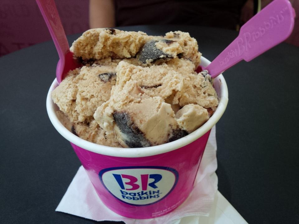 Baskin Robbins Ice Cream JS Plaza terdekat Restoran dan Tempat Makan