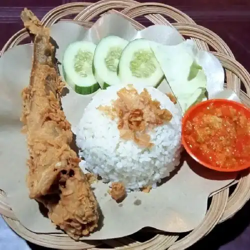 Gambar Makanan Ayam Geprek Coy Jln Sei Bahasa No.01, Medan Baru 1