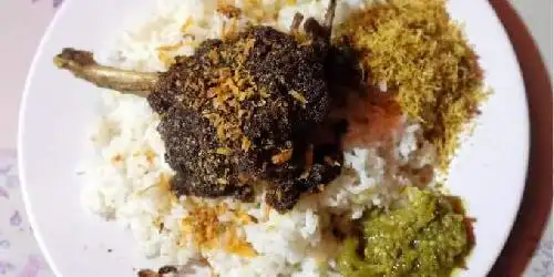 Nasi Bebek Nenek Moyang, Surya Utama