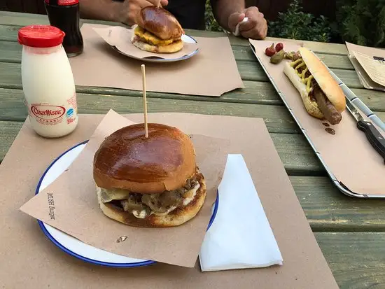 Etmanyak Burger&Sosis'nin yemek ve ambiyans fotoğrafları 5
