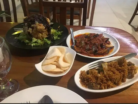 Gambar Makanan Sanur Restaurant 16