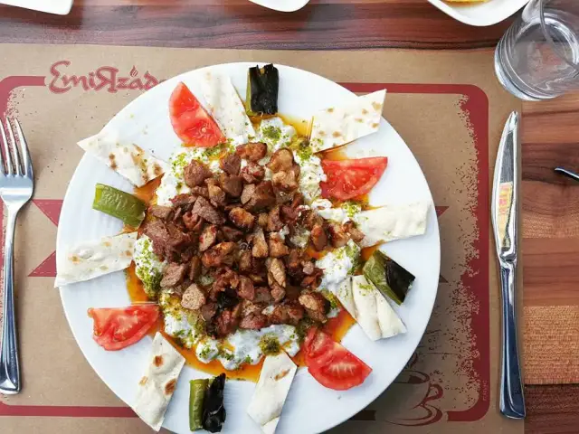 Emirzade Et Restaurant'nin yemek ve ambiyans fotoğrafları 2