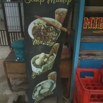 Bakso Sedap Manteb "Pak De"