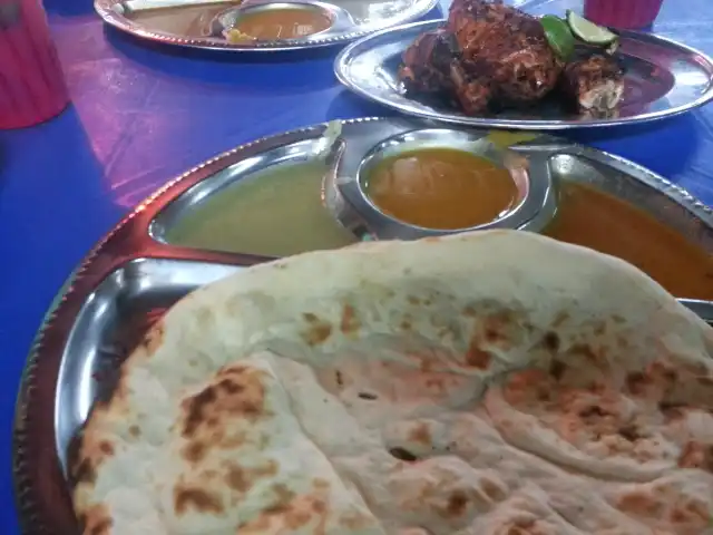 Uncle Aru's Naan/Tandoori Corner Food Photo 6