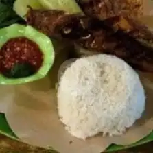 Gambar Makanan Lalapan Ayam Taliwang Hj.Riyati 7