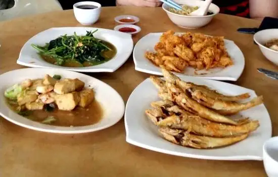 Quan Zhou Cafe & Restaurant