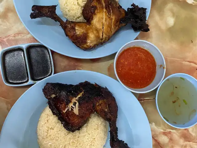 Kedai Makan Nasi Ayam KEE CHUP Food Photo 10