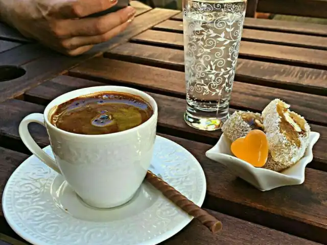 Ters Köşe Çay Kahve Atıştırmalık'nin yemek ve ambiyans fotoğrafları 9