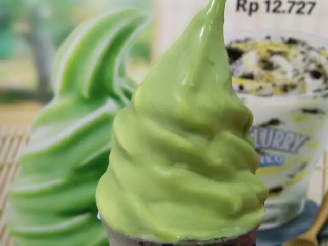 Gambar Makanan McDonald's Ice Cream 11