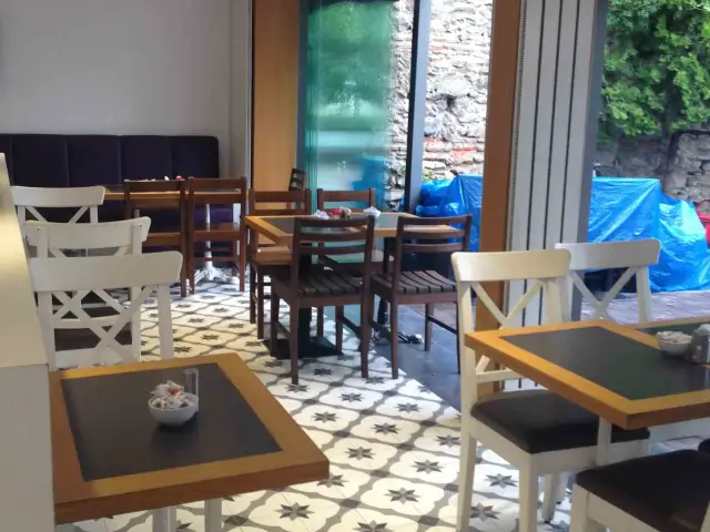 Alaca Cafe'nin yemek ve ambiyans fotoğrafları 17