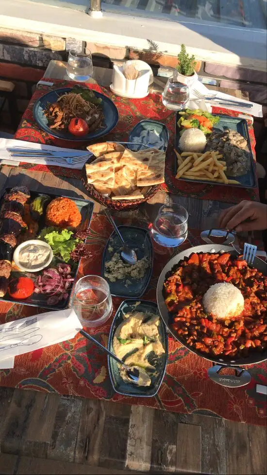 Carlos Istanbul Terrace Restaurant'nin yemek ve ambiyans fotoğrafları 12