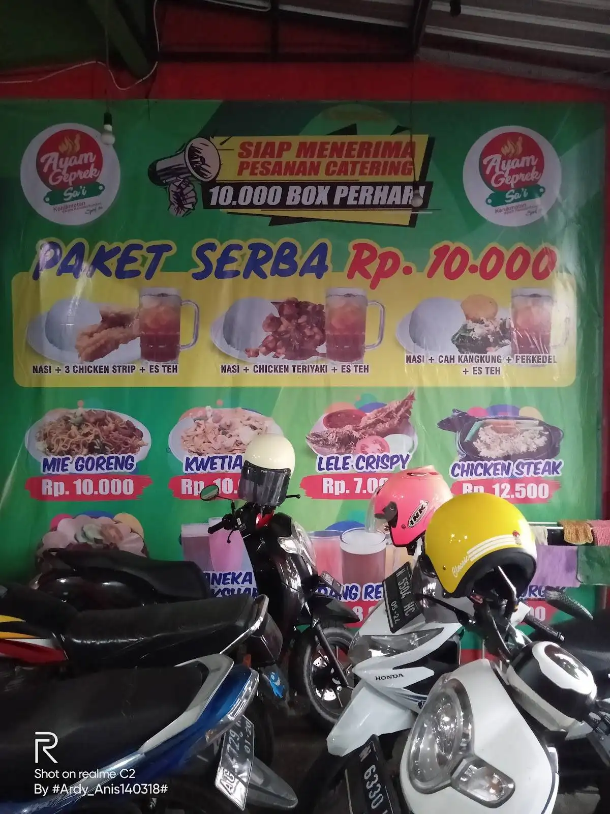 AYAM GEPREK SA'I KEPANJEN 1