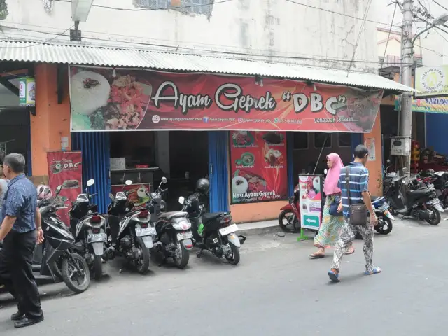 Gambar Makanan Ayam Geprek DBC 16