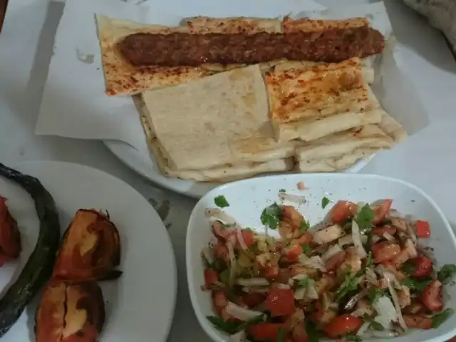 Öz Adana Kebapçısı'nin yemek ve ambiyans fotoğrafları 14