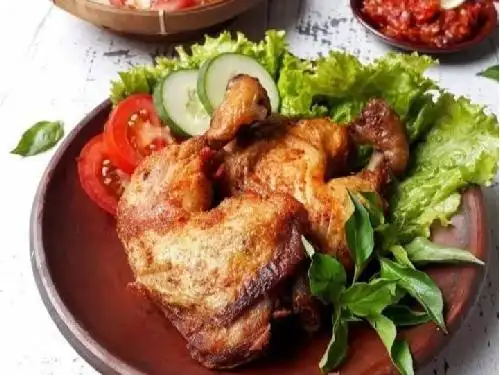 Ayam Tulang Lunak Babeh Jamal - Green Garden