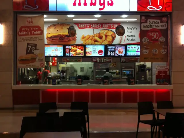 Arby's'nin yemek ve ambiyans fotoğrafları 2