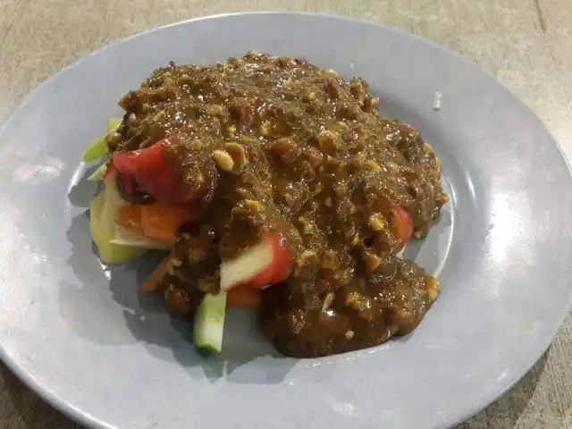 Gambar Makanan Rujak Kolam Medan 7