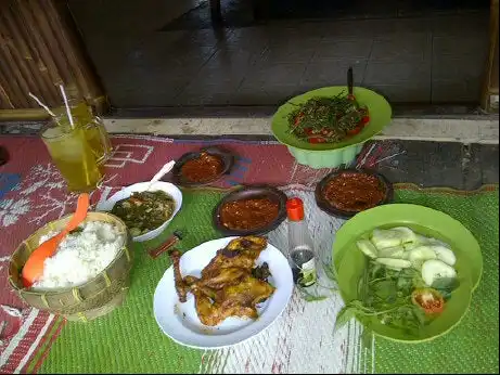 Gambar Makanan Ayam Goreng Pak Sholeh 13