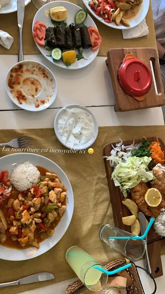 Salute Pub & Restaurant'nin yemek ve ambiyans fotoğrafları 52