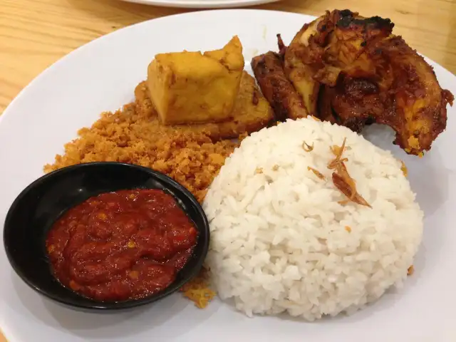 Gambar Makanan Ayam Gedebuk 12