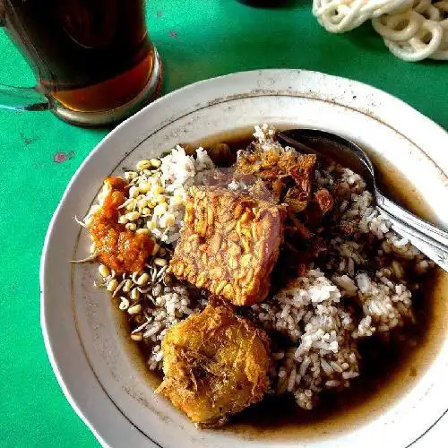 Gambar Makanan Pecel dan Rawon Glintung Bu Yatirah, Letjen S Parman 3