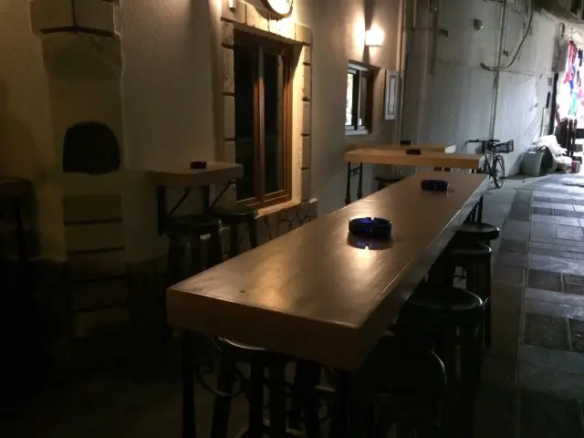 Adamik Bar'nin yemek ve ambiyans fotoğrafları 2