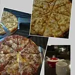 Martinelli Pizza Deli Food Photo 3