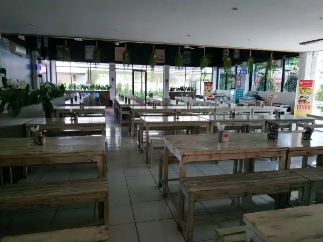 Gambar Makanan Warung Nasi Ampera 10