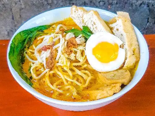 Curry Mie Home, Jl Raya Kerobokan 20x