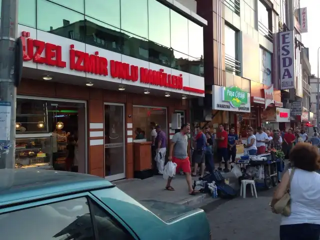Güzel İzmir Unlu Mamülleri'nin yemek ve ambiyans fotoğrafları 9