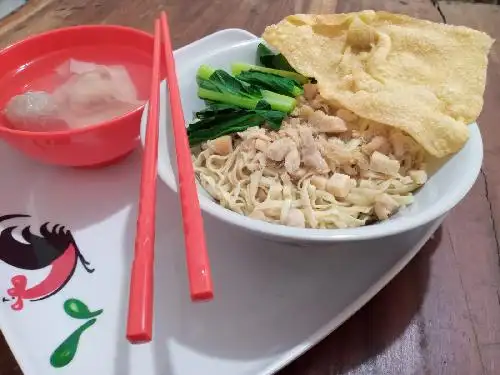 MIE AYAM 3, Jl Laksamana Malahayati No 20