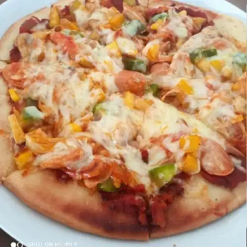 Gambar Makanan Pizza Paon Men Puma, Denpasar 14