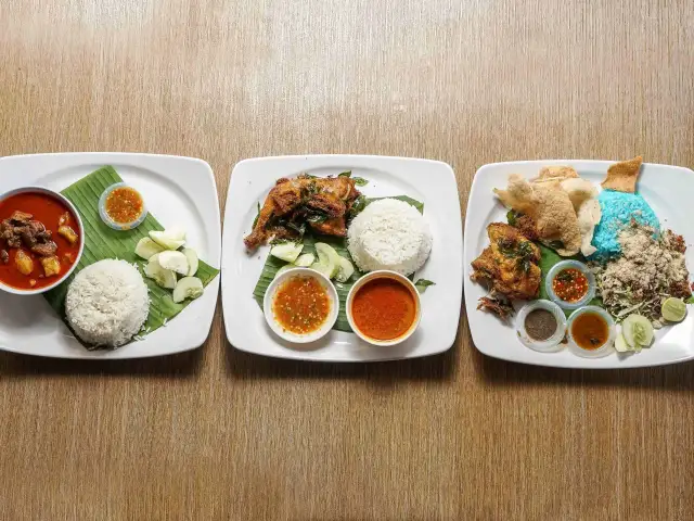 Che Mat Corner Nasi Kukus