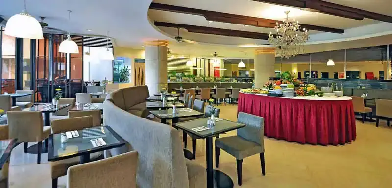 Gambar Makanan Railway Restaurant & Bar - Kuta Station Hotel 1
