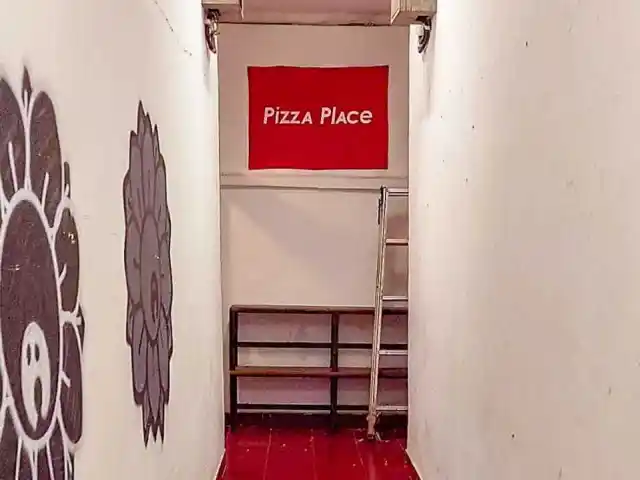 Gambar Makanan Pizza Place 1
