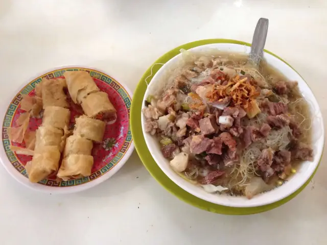 Gambar Makanan Soto Mie Karang Anyar 10