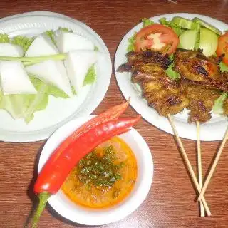 Sate Tulang Wak Lading