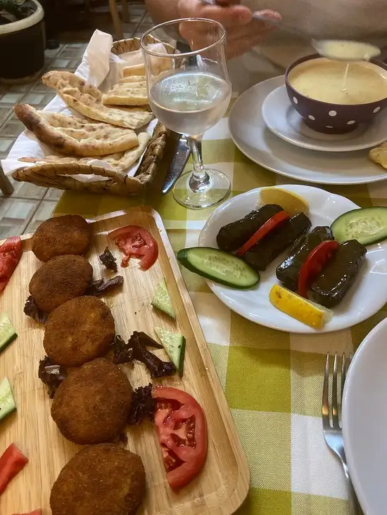Turkish Cuisine'nin yemek ve ambiyans fotoğrafları 69