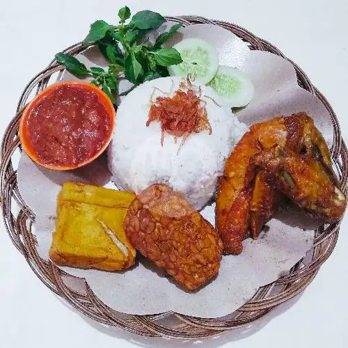 Gambar Makanan Ayam Goreng Bontot 88, Kelapa Gading 1