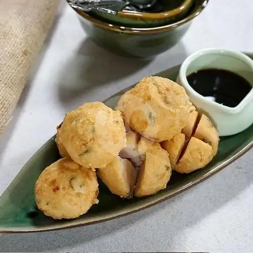 Gambar Makanan PEMPEK & LUMPIA BASAH, Warung Made 8