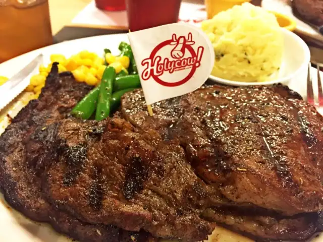 Gambar Makanan Holycow Steakhouse 2