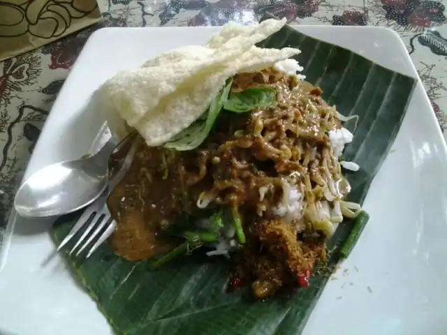 Gambar Makanan Nasi Pecel Madiun - Depot Racikan Jawa 9