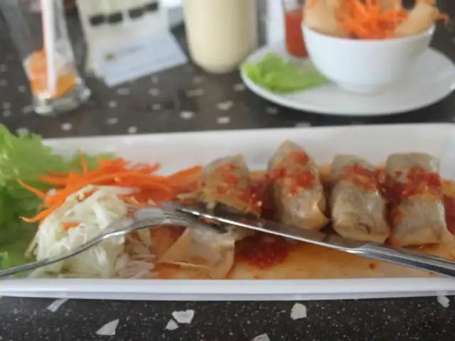 Gambar Makanan Kin Khao Thai Restaurant 2