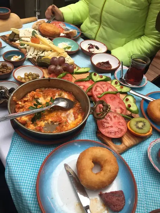 Çeşme Bazlama Kahvaltı'nin yemek ve ambiyans fotoğrafları 33